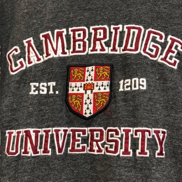 University of Cambridge Official Embroidered Patch Unisex T-Shirt Size M - Picture 6 of 16